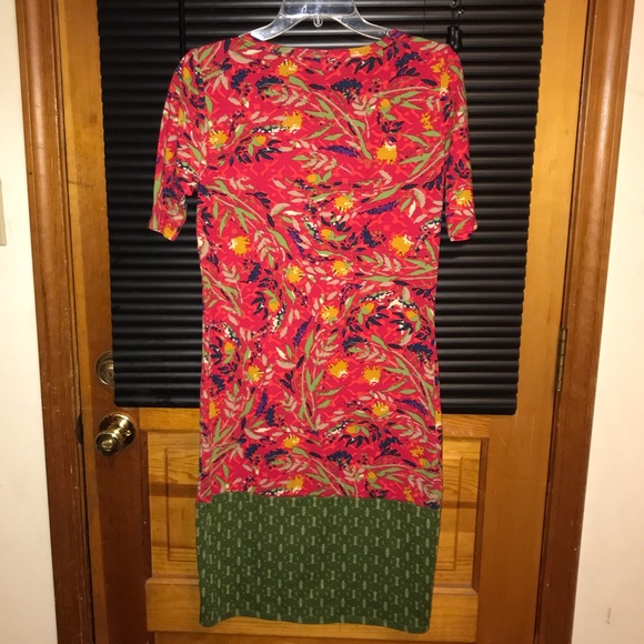 LuLaRoe Julia.                           A - Picture 5 of 5
